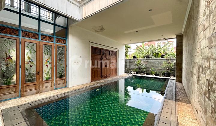 Dibawah Pasaran !! Rumah Siap Huni Ada Kolam Renang 2
