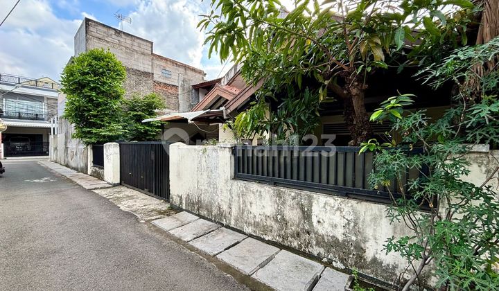 Tebet Barat 209m2 Bisa Dibelah 2 Good Investment 2