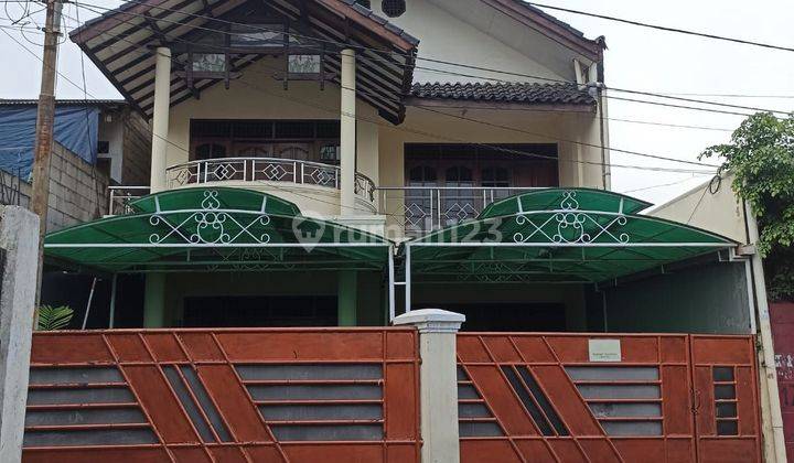 Rumah Mewah di Kampung Dukuh Taman Mini 1