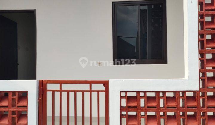 Dijual Rumah Cantik Minimalis dua Lantai Di Kampung Ambon 2