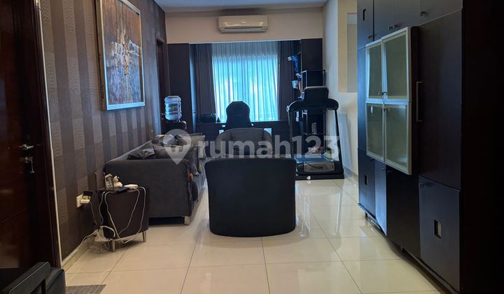 Luxury Ready-to-Occupy House In The Green BSD Luxury Ready-to-Occupy House In The Green BSD