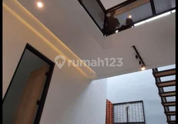 Rumah Cantik Siap Huni Di Kencana Loka Bsd 2