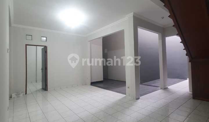 Ready to Occupy House in Griyaloka BSD 2