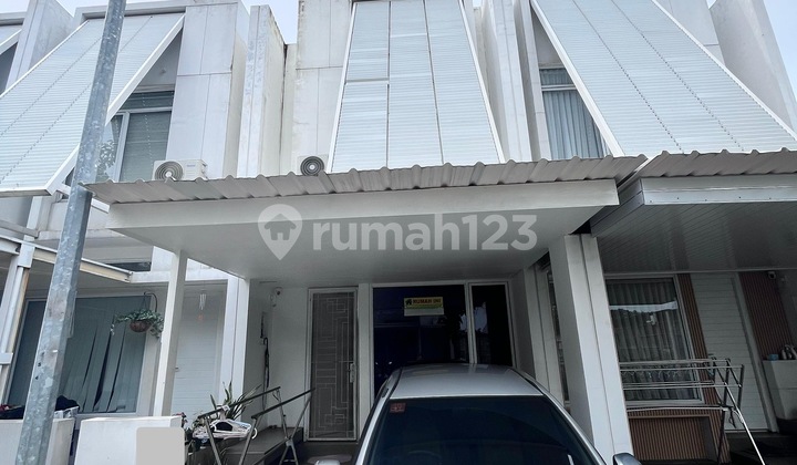 Rumah Mungil di Tabebuya BSD