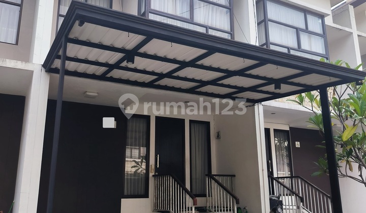 Ready-to-Live House in The Villas Serpong Buaran Tangerang