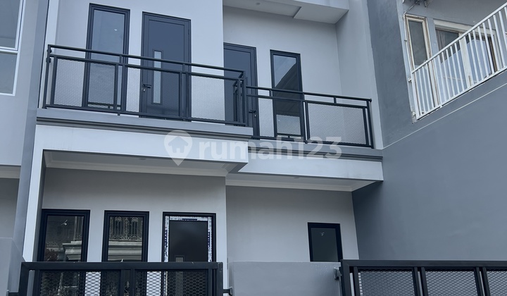 Rumah Brand New Di Kencana Loka Bsd Rumah Brand New Di Kencana Loka Bsd