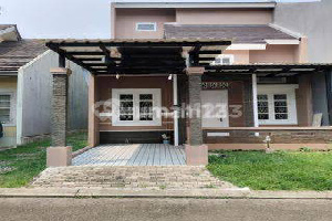 Di Jual Rumah 1 Set.lantai Siap Huni Dalam Perumahan Premium Kota Wisata Cibubur