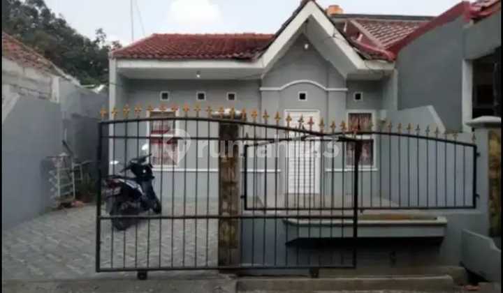 Affordable Fenced Flood-Free 1-Story House Near Gto Jatiasih, Jatiasih Bekasi