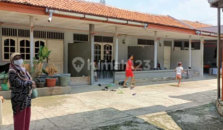 Freefall Price 4-Door Kiosk Rental House Strategic Location 10 Mnt Sumarecon Bekasi Area SHM 2