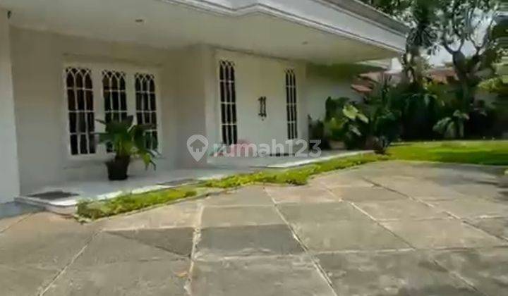 Rumah 2 Lantai di Taman Wijaya Kusuma Cilandak  1