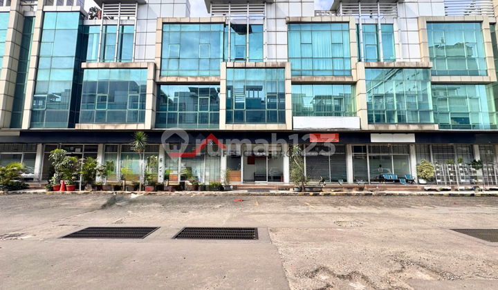 Ruko Bagus Untuk Perkantoran, Perbelanjaan di Fatmawati, Jakarta Selatan