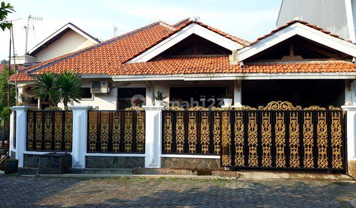 Rumah Komplek Malaka Hijau 2 Lantai Shm Sudah Renovasi 1