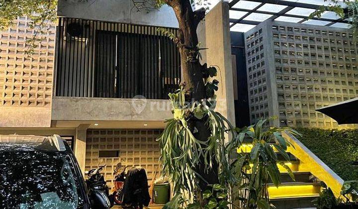 Rumah di Kawasan Elite Dekat Scbd 2