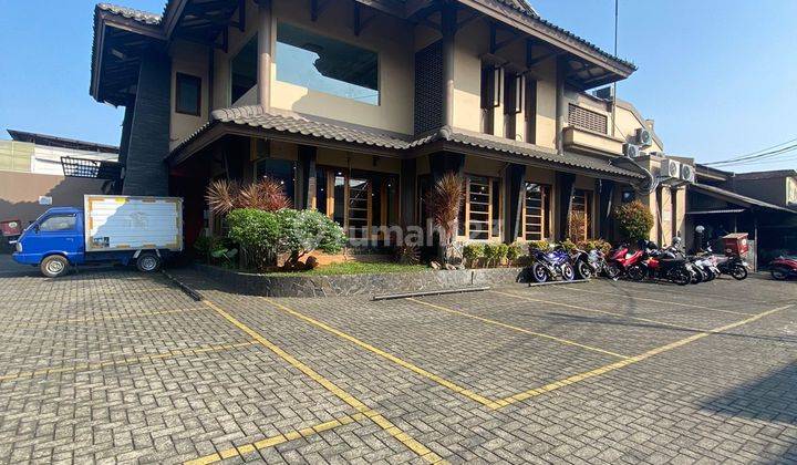 Bangunan Ruang Usaha di Kawasan Jakarta Selatan 1