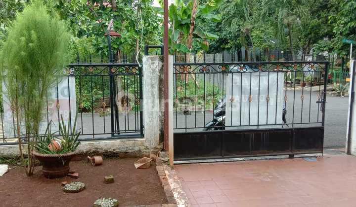 Depan RPTRA, hanya 5 menit ke Pondok indah mall