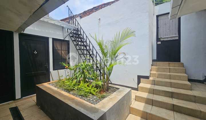 Just 5 Minutes Walk to LRT, Opposite MRT Station