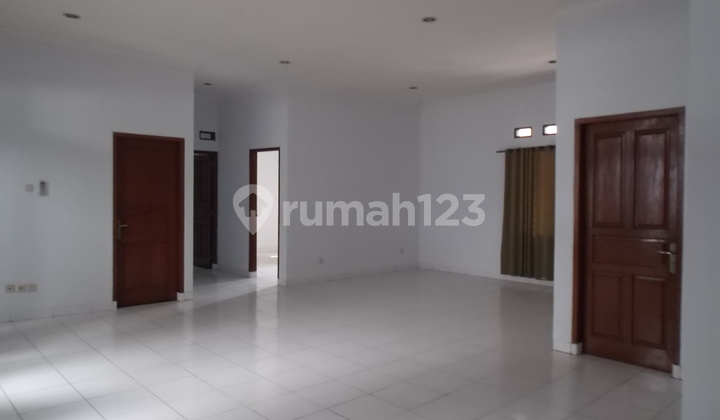 Great and Straight In, 5 Minutes to Gandaria City