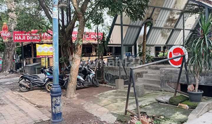 Dago wing house Bandung suitable for all businesses.