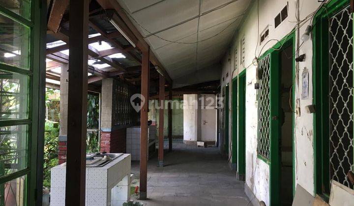 Disewakan Rumah Kolonial Belanda Sayap Riau Bandung 2