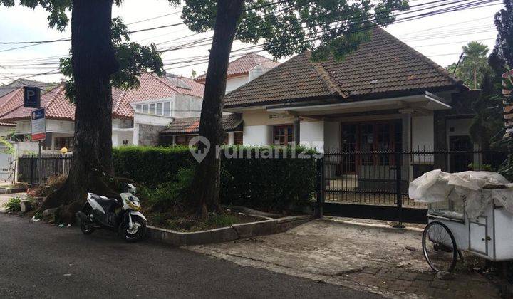 Sewa rumah belanda sayap dago bandung dekat UNPAD 2
