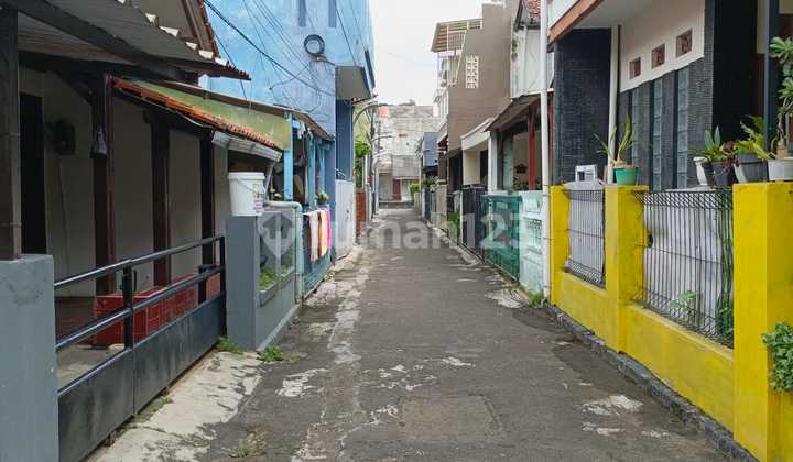 Jual rumah SHM antapani bandung akses 1 mobil dekat griya 1