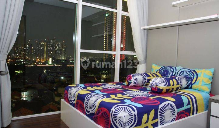 Apartemen Satu8 Residence 3+1 Br 173m2 Furnished View Toll  9