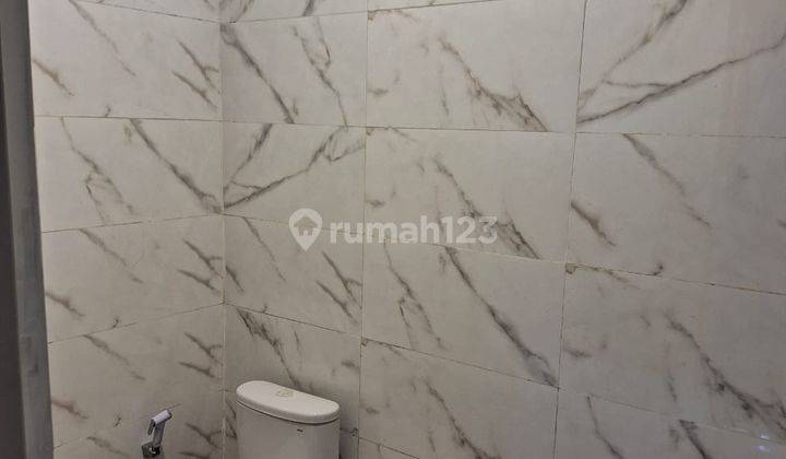 Rumah Brand New Kavling Polri Jelambar 7x15m2 4 Lantai Bagus 2