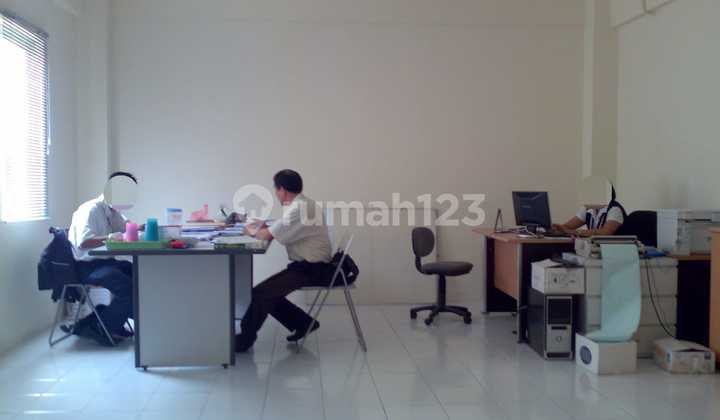 Gudang Pik Elang Laut SIT 3 10x24m2 SHGB Office 3 Lantai Terbaik Gudang Pik Elang Laut SIT 3 10x24m2 SHGB Office 3 Lantai Terbaik