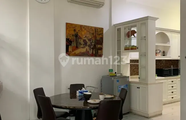 Rumah Pik Indomobil 17x22m2 2,5 Lantai Hoek Rapi Best Value Unit 1