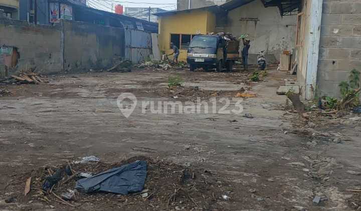 Gudang Peta Barat 1600m2 2 Lantai Pemilik Renovasi Terima Rapi Gudang Peta Barat 1600m2 2 Lantai Pemilik Renovasi Terima Rapi