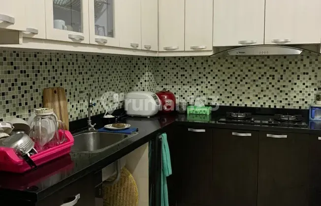 Rumah Pik Indomobil 17x22m2 2,5 Lantai Hoek Rapi Best Value Unit 2