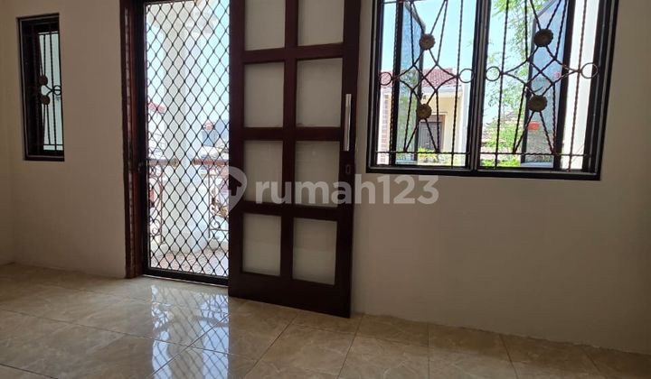 Rumah Nusa Indah Bumi Cengkareng Permai 75m2 2 Lantai Semi Bagus 2