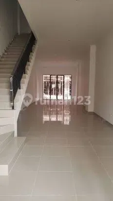 Ruko Pik 2, 4.5x16.25m², 3 Floors, Neat, Move-In Ready, Strategic, Excellent.