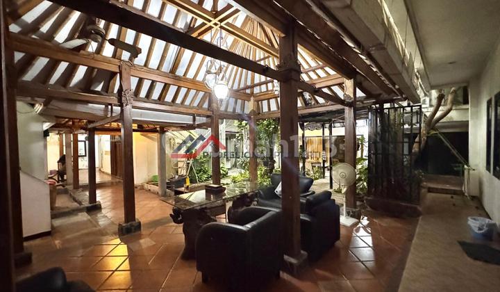 Rumah Hitung Tanah Lokasi Strategis Kawasan Usaha di Kemang 2