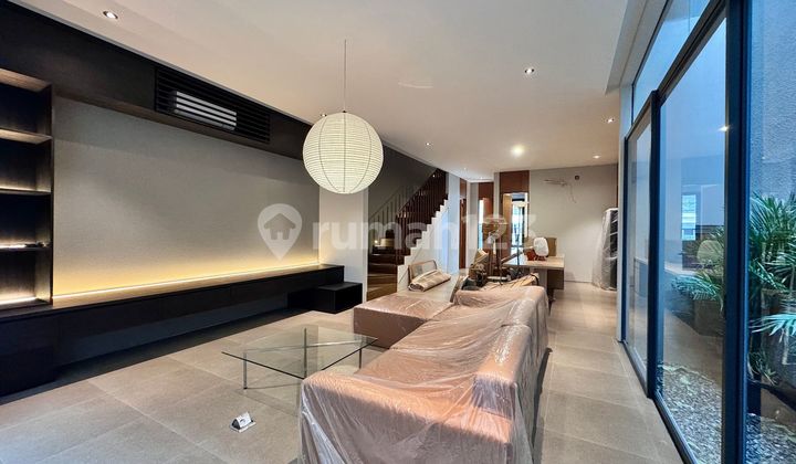 New House in Flood-Free Strategic Complex Environment in Kemang 2