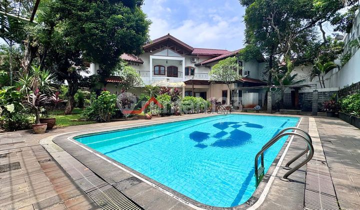 Rumah Terawat Hitung Tanah Lingkungan Eksklusif Di Pondok Indah