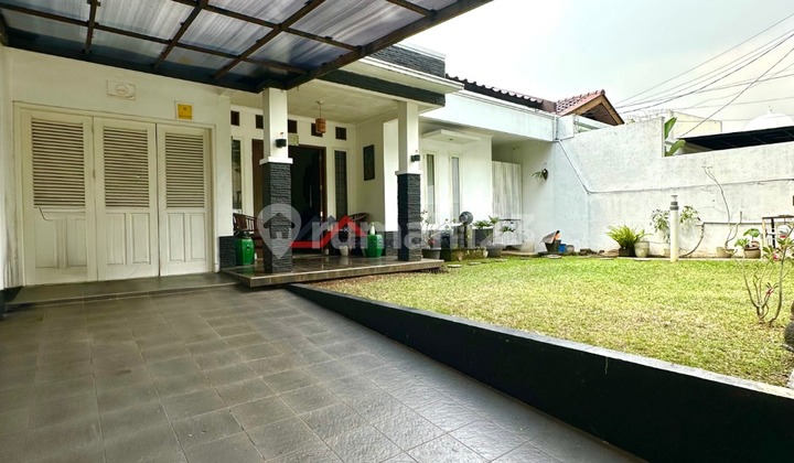 Rumah Terawat Nyaman Dalam Komplek Harga Menarik Di Lebak Bulus