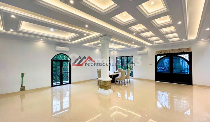 New Luxury House Equipped with Lift in Kemang Cipete Cluster 2