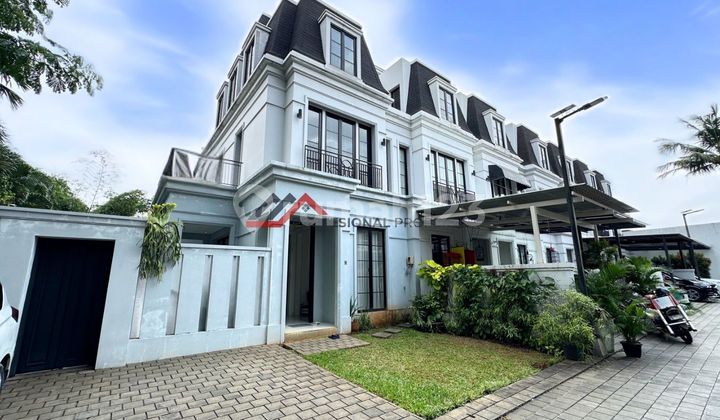 Rumah Bagus Nyaman American Classic di Cluster Area Kemang Dalam