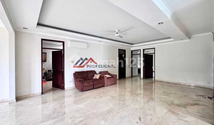 Rumah Siap Huni Dalam Komplek Halaman Luas Lingkungan Tenang 2