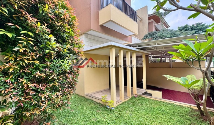 Rumah Bagus Lingkungan Tenang Bebas Banjir Strategis di Kemang 2