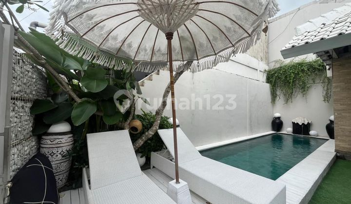 Villa Kayu Cantik 2 Kamar Tidur Dijual – Kerobokan 2