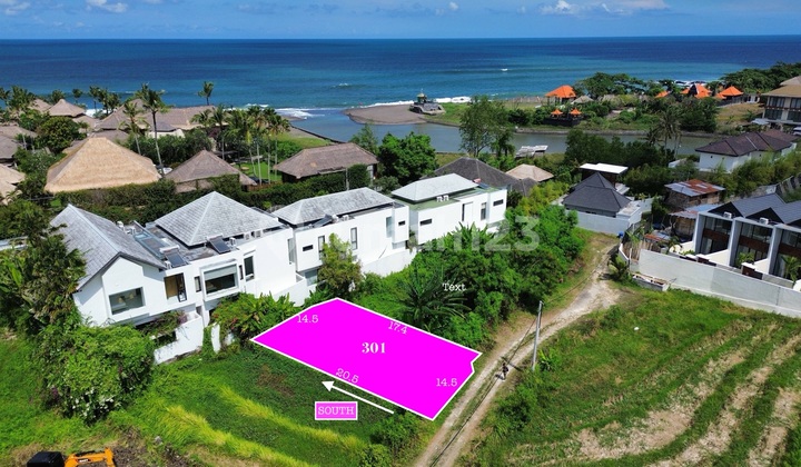 Tanah Lokasi Turis Depan Pantai Lokasi Dekat Pantai Pererenan Hak Milik