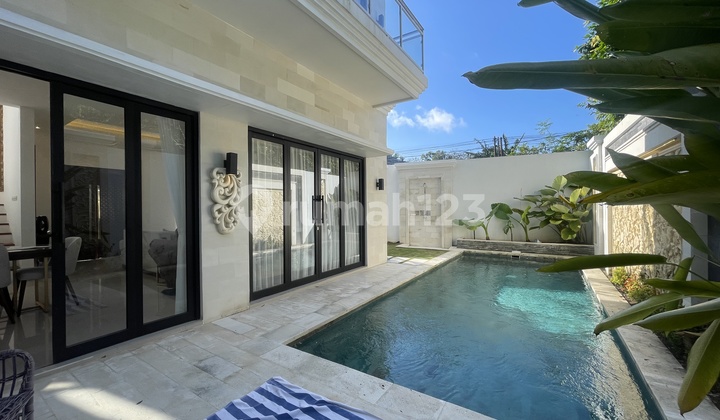 Luxury 3-Bedroom 2-Story Villa Flood-Free Location Ungasan Luxury 3-Bedroom 2-Story Villa Flood-Free Location Ungasan