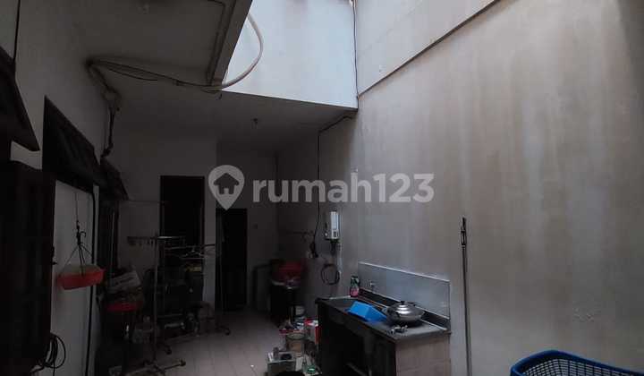 Rumah Pluit, Jakarta Utara Butuh Renovasi Total Semi Furnished SHM 2