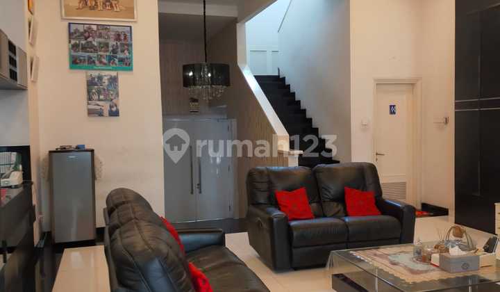 Dijual Rumah Johar Golf Bgm