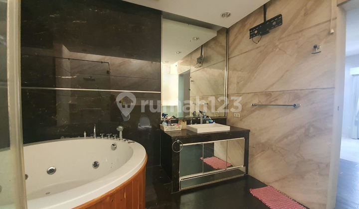 For Sale Luxury House in Layar Permai Pik For Sale Luxury House in Layar Permai Pik