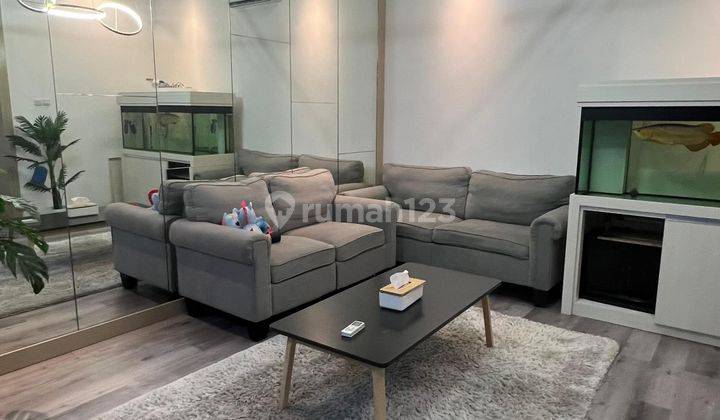 Rumah 2 Lantai Bagus Furnished SHM di Muara Karang, Jakarta Utara 1