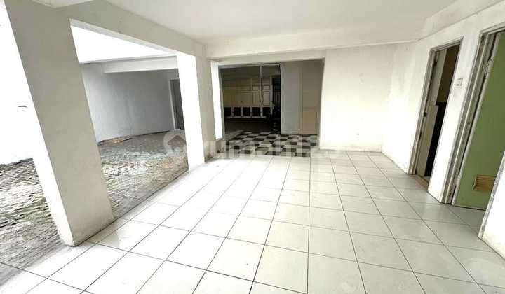 Rumah Semi Furnished SHM di Florence Pik, Jakarta Utara 2