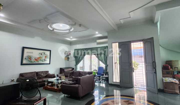 Nice House with SHM in Block 3, North Jakarta 2